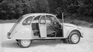 1-2cv-kjoB--620x349@abc