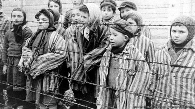 150127220947_auschwitz_70th_anniversary_624x351_unitedstatesholocaustmemorialmuseum