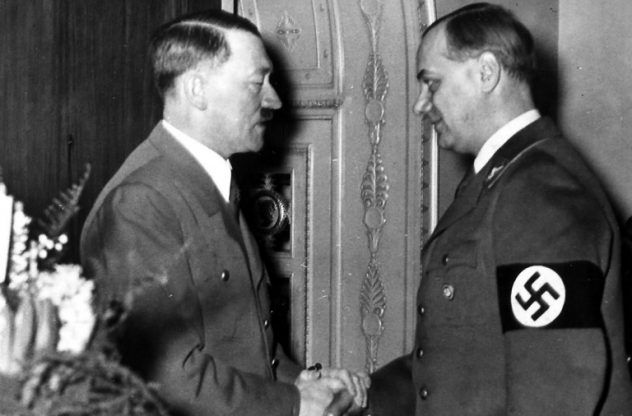 CONOCER-HISTORIA-ROSENBERG-HITLER-768x506