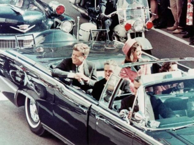 john-f-kennedy-momentos-antes-de-ser-asesinado-corbis-805x605