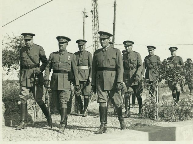 Guerra_civil_espanola-Memoria_Historica-Historiadores-Historia-Grandes_Historias-Francisco_Franco-Historia_279235995_61701349_854x640