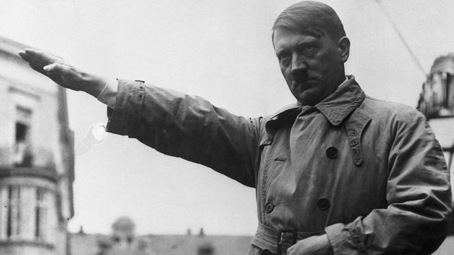 El Reich de 1.000 años que Hitler prometió llegó a su fin al cabo de 12 años.