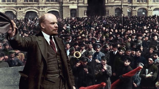 lenin-lunacharsky-juicio-dios-1918-ABC-k8CB-620x349@abc