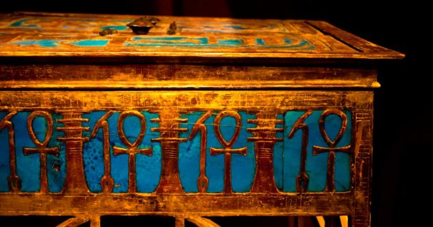 Tutankhamuns-tomb-treasures