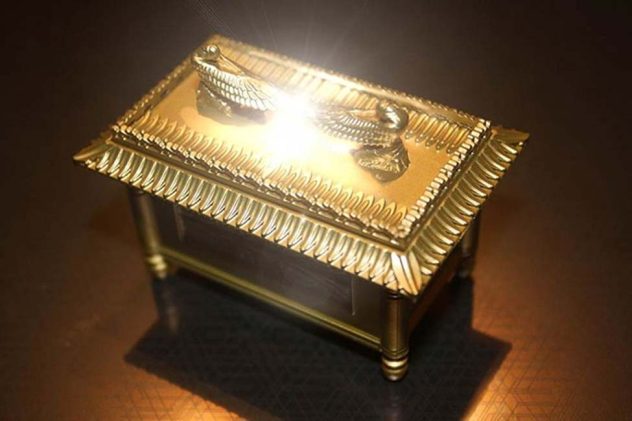 Ark-of-the-Covenant_1