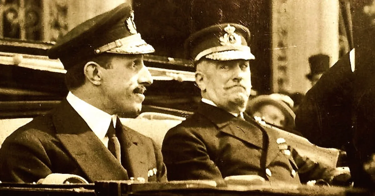 Alfonso XIII y Juan Bautista Aznar, durante una visita del monarca a Cartagena en 1923 ABC